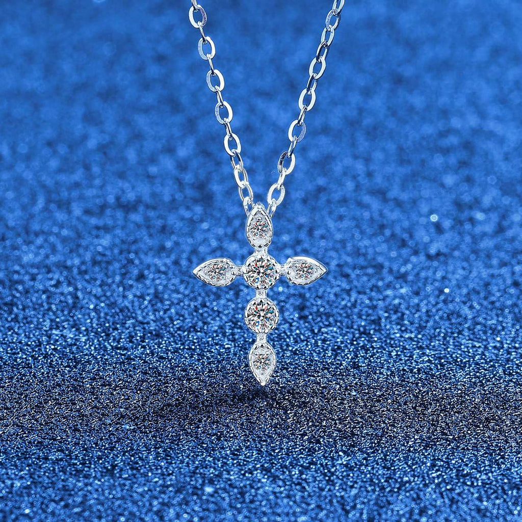 Platinum plated S925 sterling silver moissanite cross necklace