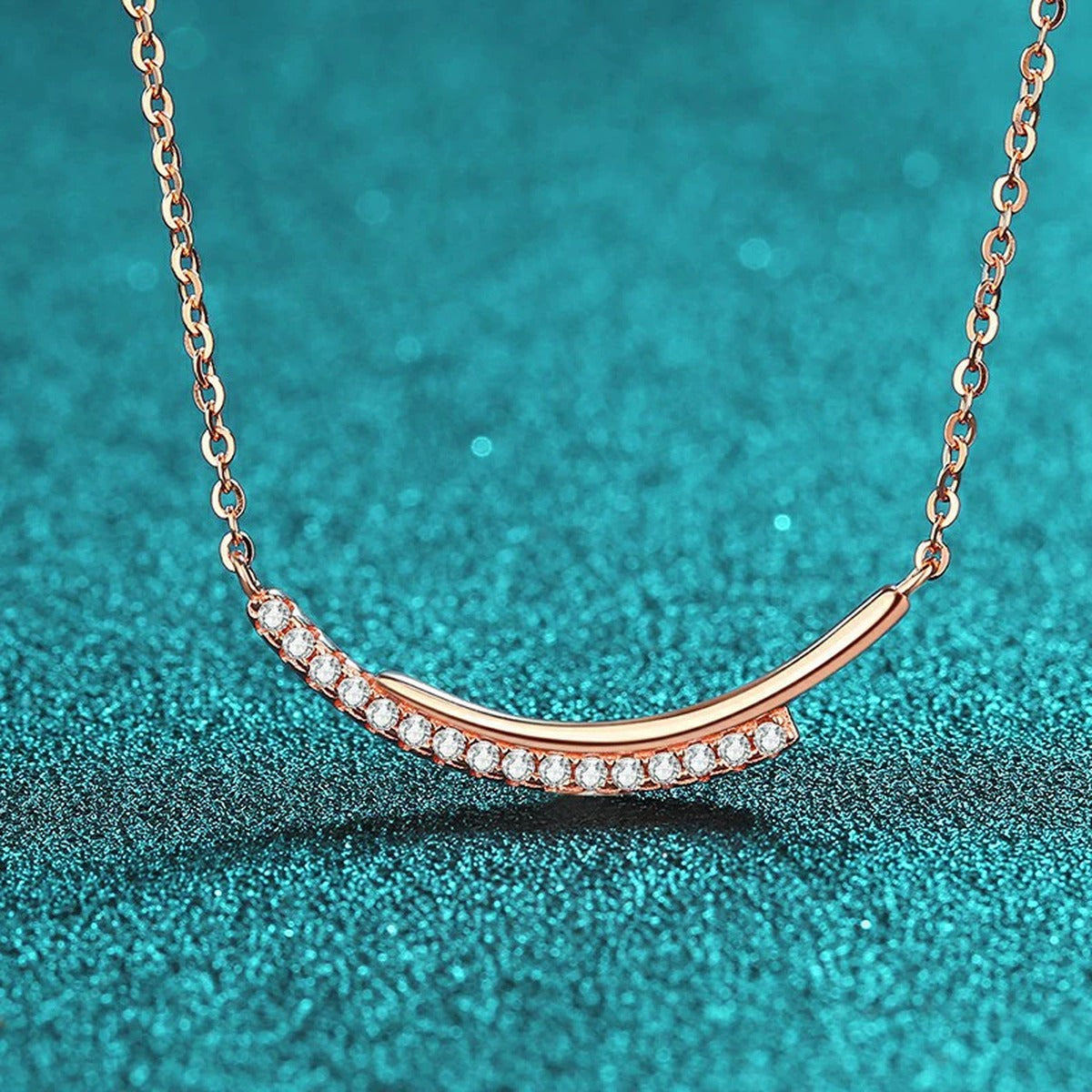 Smile Bar Moissanite Necklace in Champion Gold-Plated S925 sterling silver close-up product scene showing pendant setting