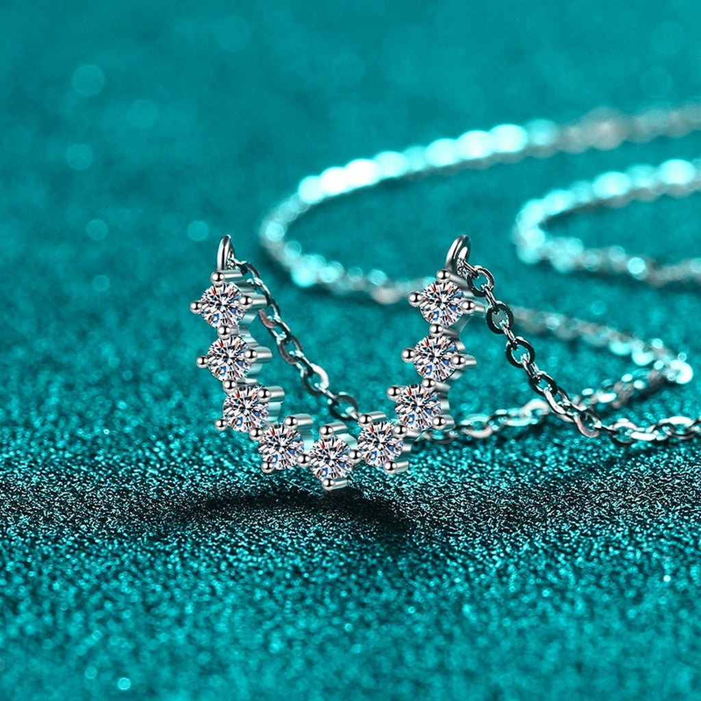U-Shaped Moissanite Necklace in Rhodium-Plated S925 sterling silver display scene showing chain and stone layout
