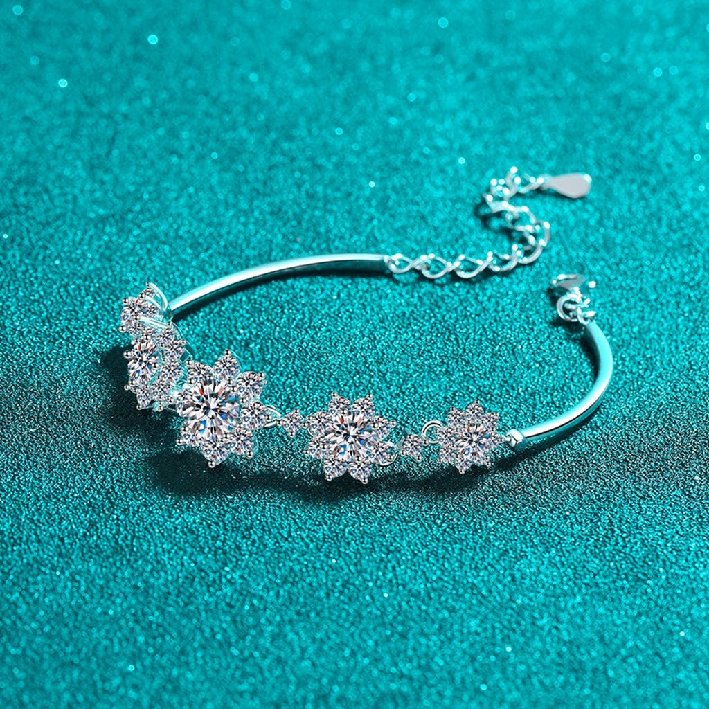 Sunflower Moissanite Adjustable Bracelet with CZ in Rhodium-Plated S925 sterling silver close-up bracelet detail view showing clasp and motif