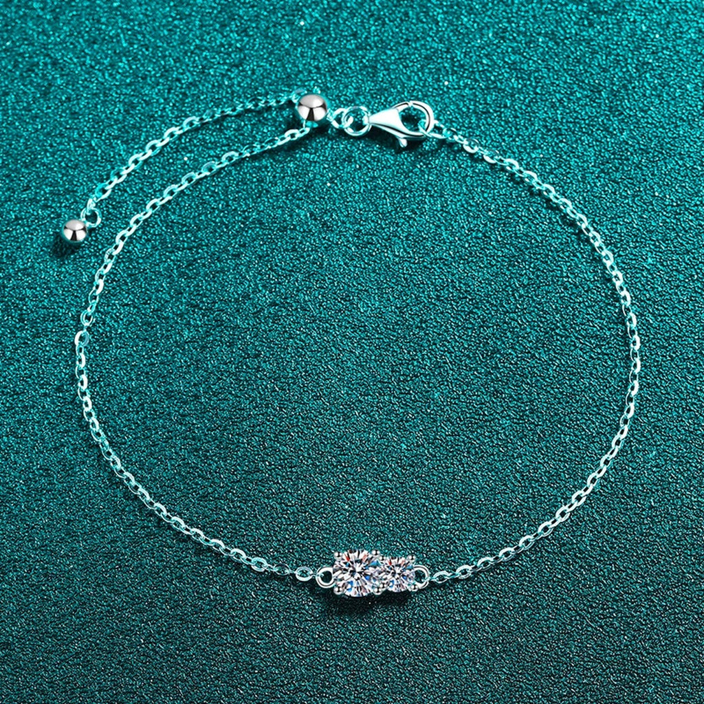 Round Moissanite Adjustable Chain Bracelet in Rhodium-Plated S925 sterling silver close-up bracelet detail view showing clasp and motif