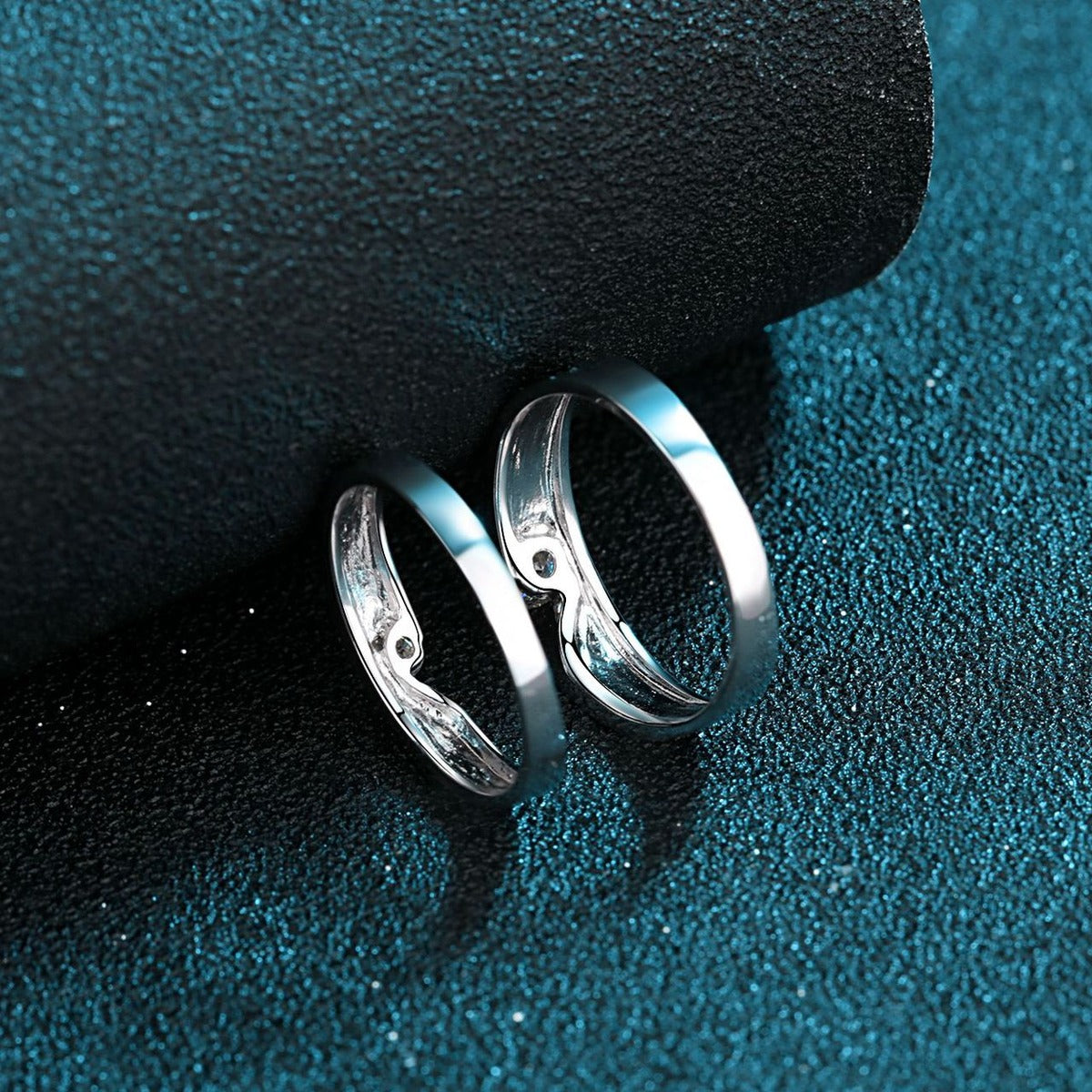 Round Moissanite Couples Ring Set product view showing moissanite setting and metal finish