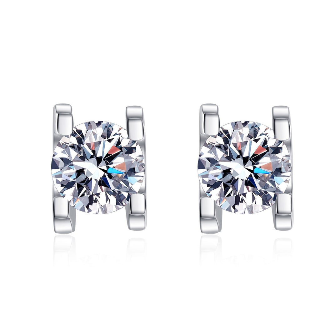 Round Moissanite Stud Earrings in Rhodium-Plated S925 sterling silver white background product photo showing the pair, stone shape, and stud earrings silhouette