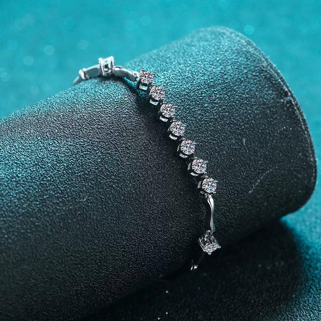Mini Tennis Moissanite Adjustable Bracelet in Rhodium-Plated S925 sterling silver close-up bracelet detail view showing clasp and motif