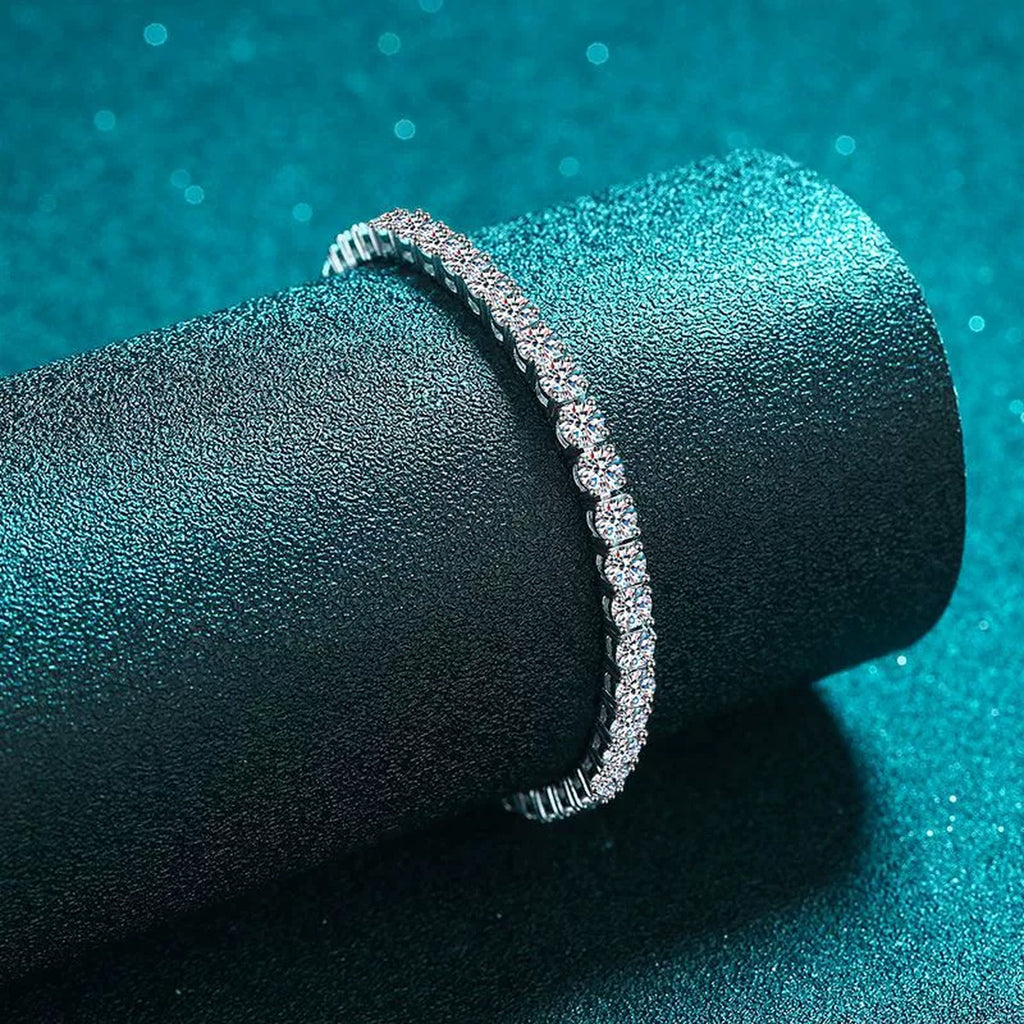 Tennis Moissanite Bracelet in Rhodium-Plated S925 sterling silver close-up bracelet detail view showing clasp and motif