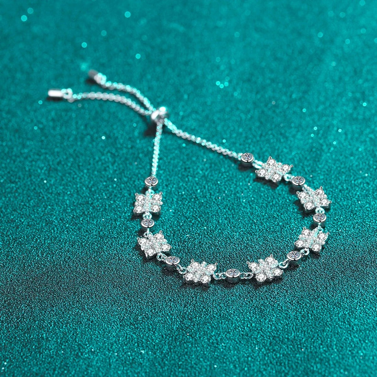Clover Moissanite Adjustable Bracelet in Rhodium-Plated S925 sterling silver close-up bracelet detail view showing clasp and motif