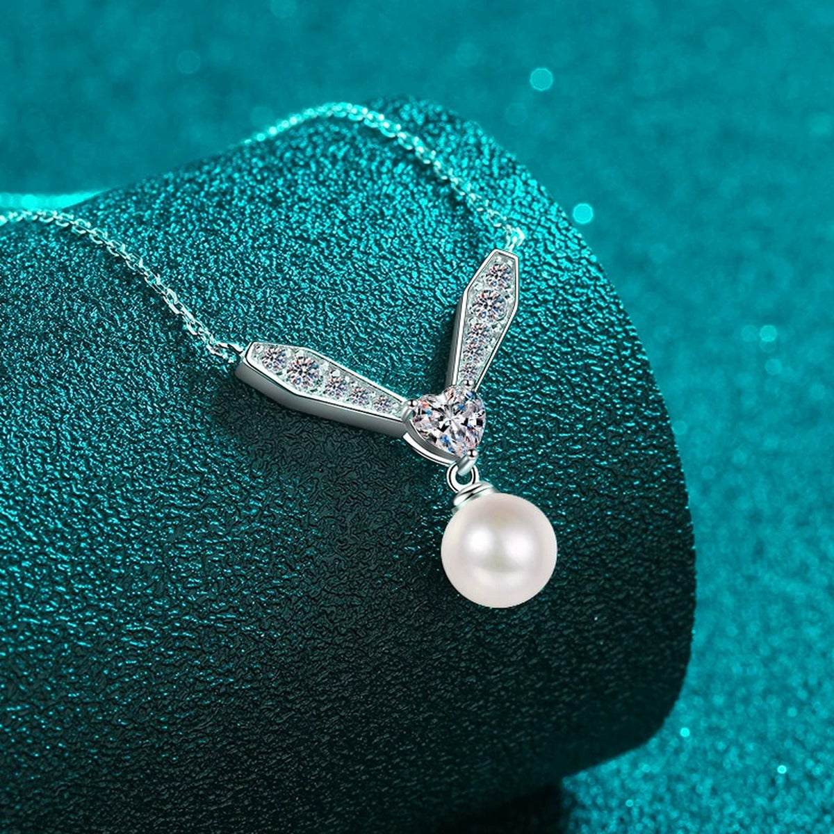 Heart and Leaf Moissanite Pearl Necklace in Rhodium-Plated S925 sterling silver angled product detail view