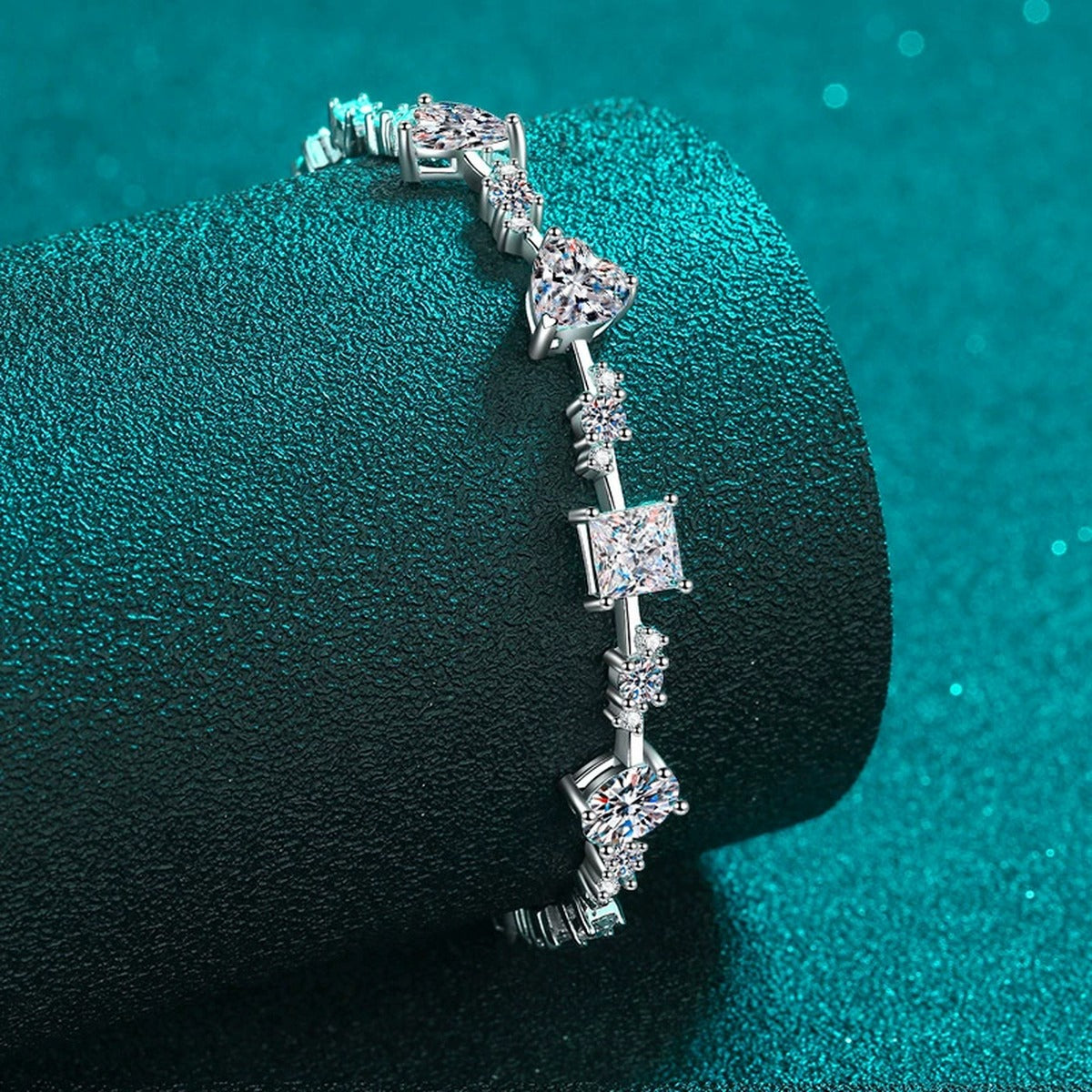 Mixed Cut Moissanite Tennis Bracelet in Rhodium-Plated S925 sterling silver close-up bracelet detail view showing clasp and motif
