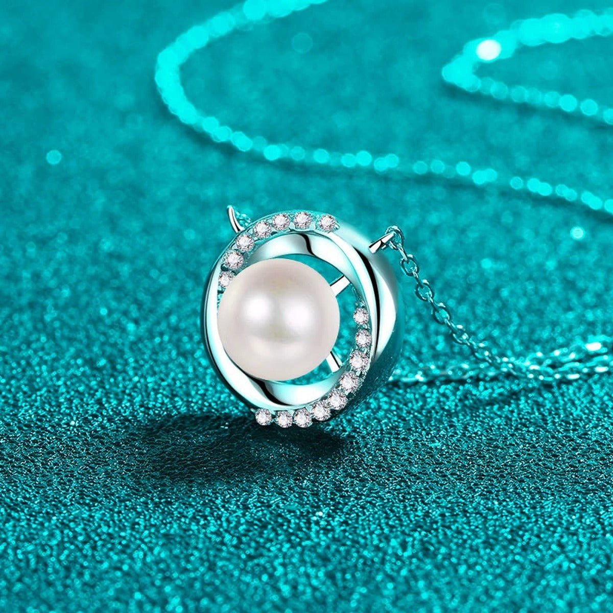 Circle Halo Moissanite Pearl Necklace in Rhodium-Plated S925 sterling silver blue display scene showing chain and stone layout