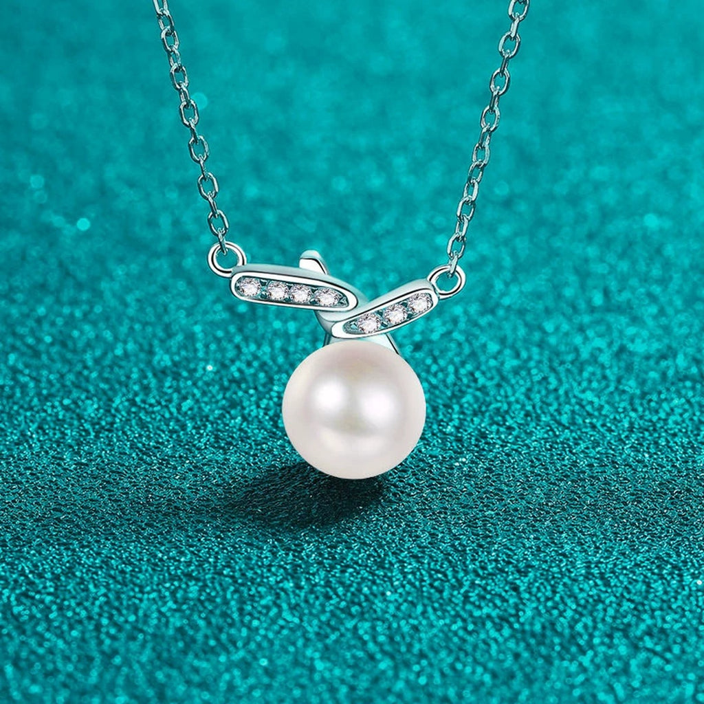 Bar Moissanite Pearl Pendant Necklace in Rhodium-Plated S925 sterling silver close-up product scene showing pendant setting