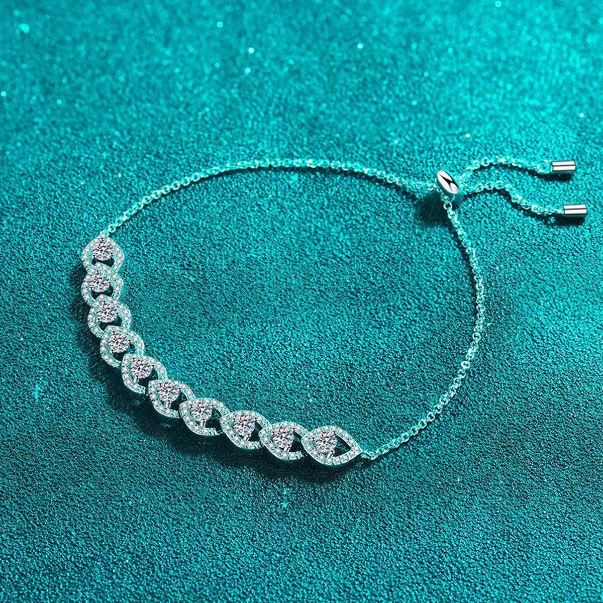Round Moissanite Adjustable Tennis Bracelet with CZ in Rhodium-Plated S925 sterling silver close-up bracelet detail view showing clasp and motif
