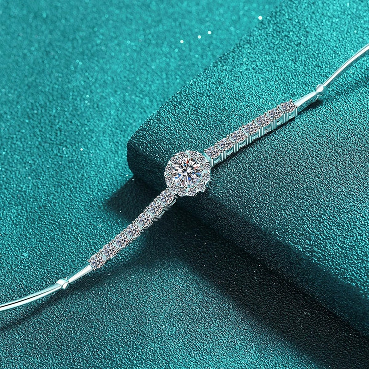 Round Moissanite Tennis Bracelet with CZ in Rhodium-Plated S925 sterling silver close-up bracelet detail view showing clasp and motif