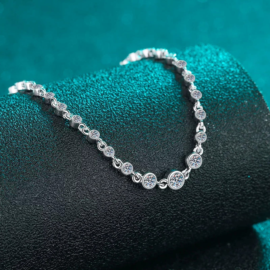 Beaded Round Moissanite Tennis Bracelet in Rhodium and Champion Gold-Plated S925 sterling silver close-up bracelet detail view showing clasp and motif