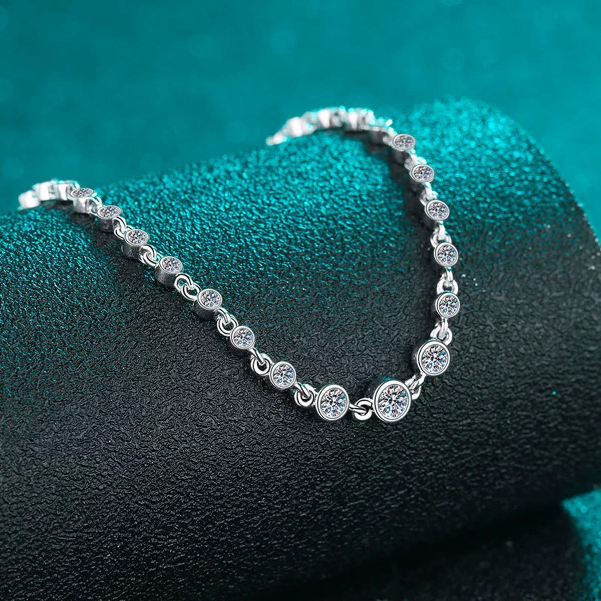 Beaded Round Moissanite Tennis Bracelet in Rhodium and Champion Gold-Plated S925 sterling silver close-up bracelet detail view showing clasp and motif