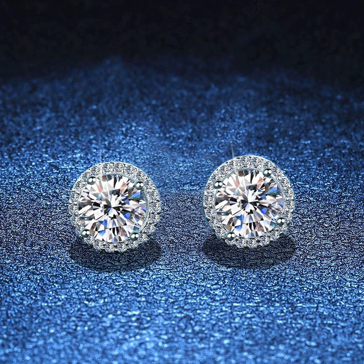Round Halo Moissanite Stud Earrings with CZ in White Gold-Plated S925 blue scene product view