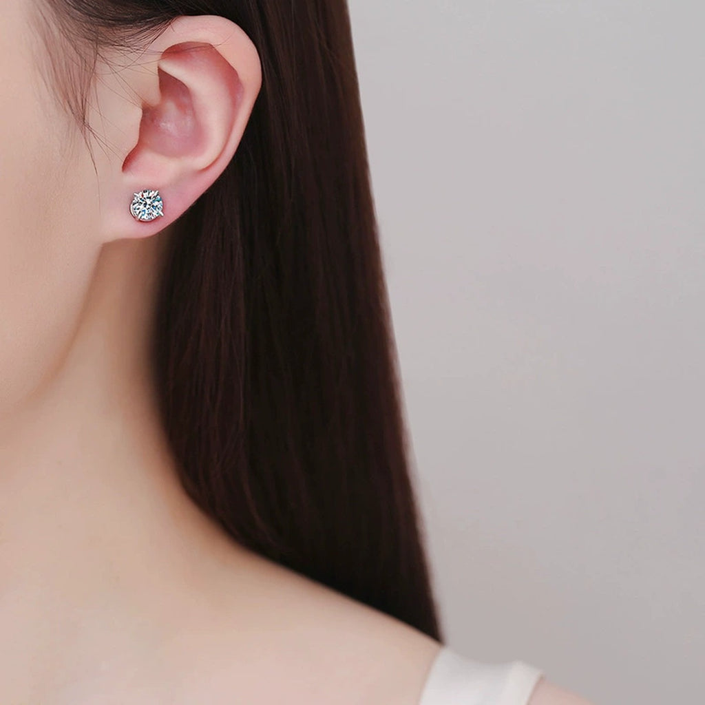 Magnetic Round Moissanite Clip-On Earrings in White Gold-Plated S925 worn on ear by model