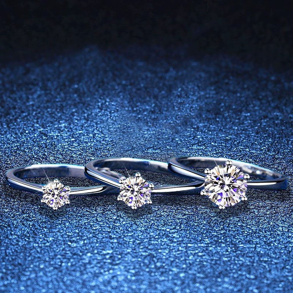 Round Moissanite Ring in White Gold-Plated S925 Sterling Silver product detail view