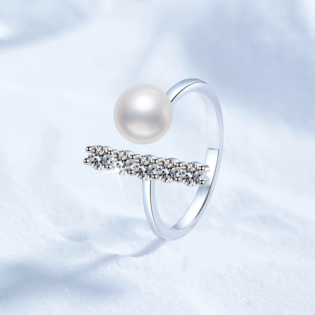 Pearl and Moissanite Adjustable Ring in White Gold-Plated S925 Sterling Silver product detail view