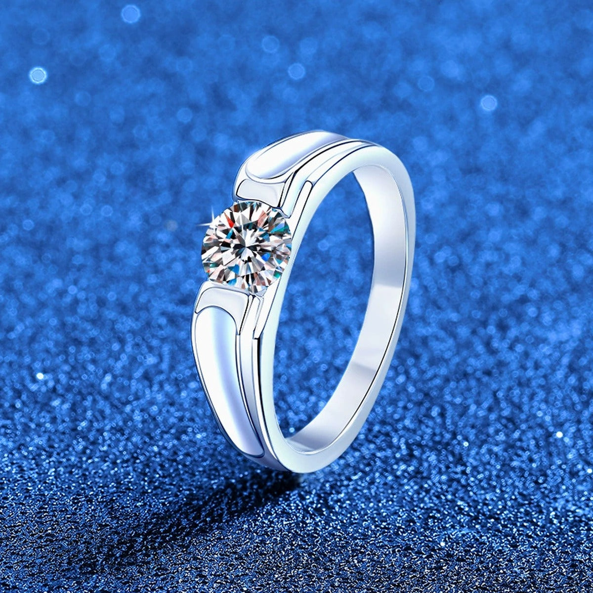 Round Moissanite Band Ring in White Gold-Plated S925 Sterling Silver product detail view