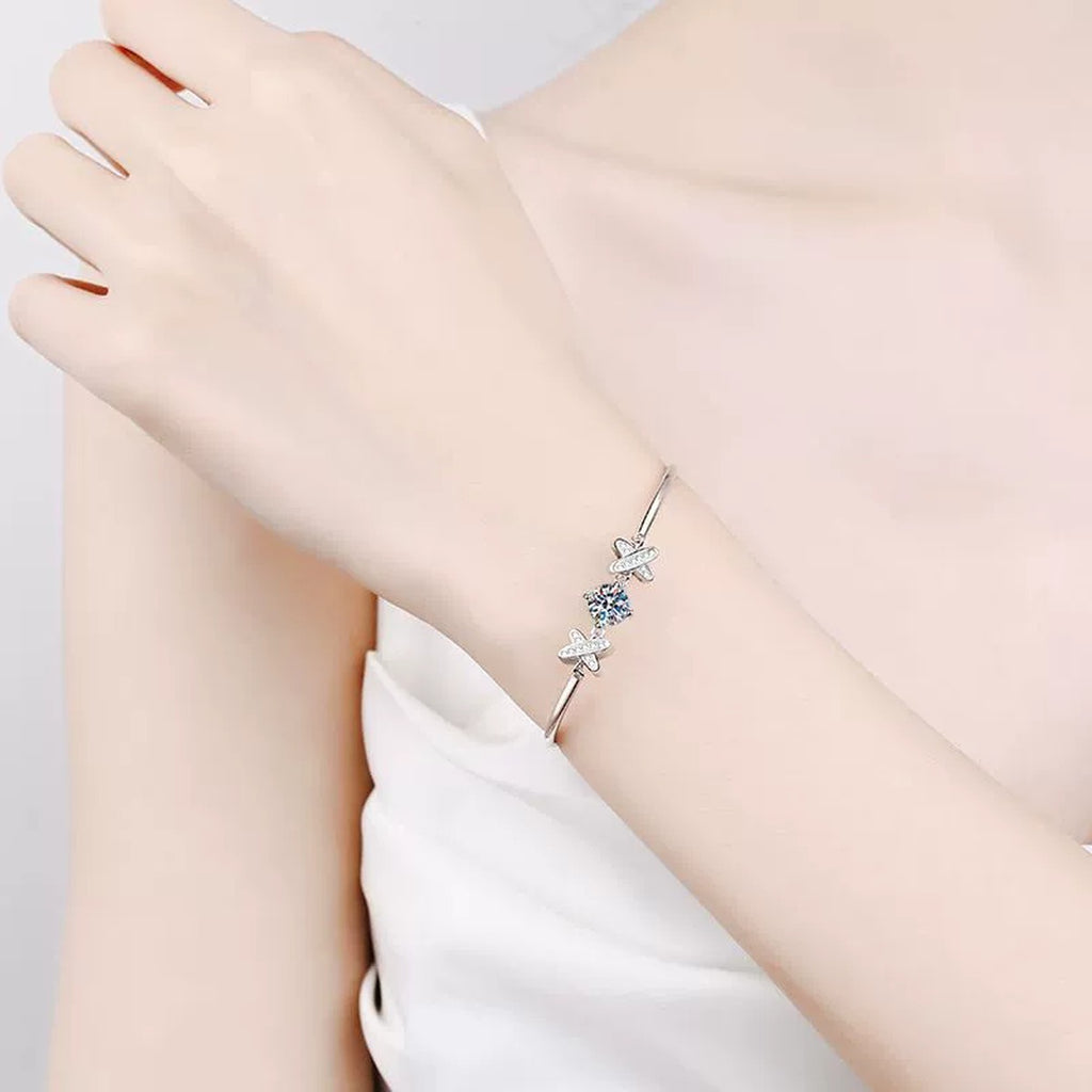 Star Moissanite Chain Bracelet with CZ in White Gold-Plated S925 Sterling Silver worn on wrist model view showing scale and fit