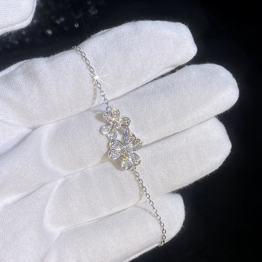 Cluster Moissanite Chain Bracelet in White Gold-Plated S925 Sterling Silver close-up product detail view