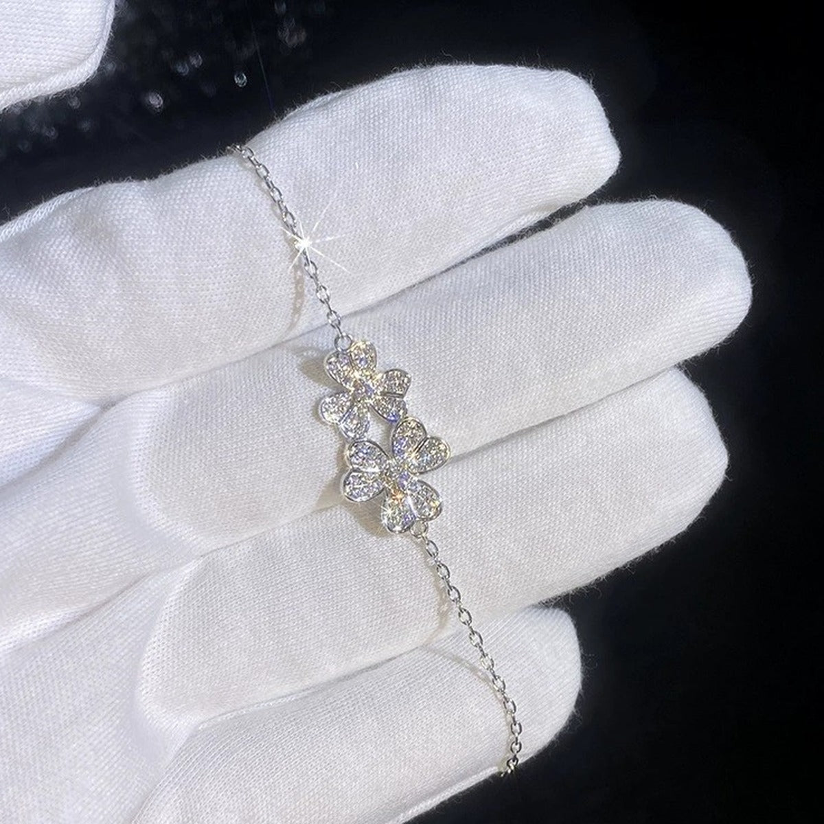 Cluster Moissanite Chain Bracelet in White Gold-Plated S925 Sterling Silver close-up product detail view