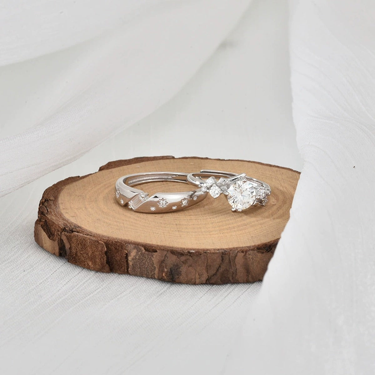 Inlaid Star Couples Moissanite Wedding Rings detailed product photo showing ring shape and stone setting