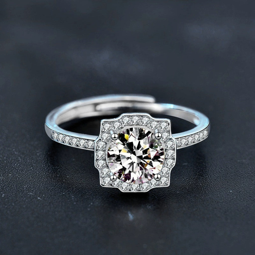 Round Moissanite Adjustable Engagement Ring with CZ close-up detail view with moissanite sparkle