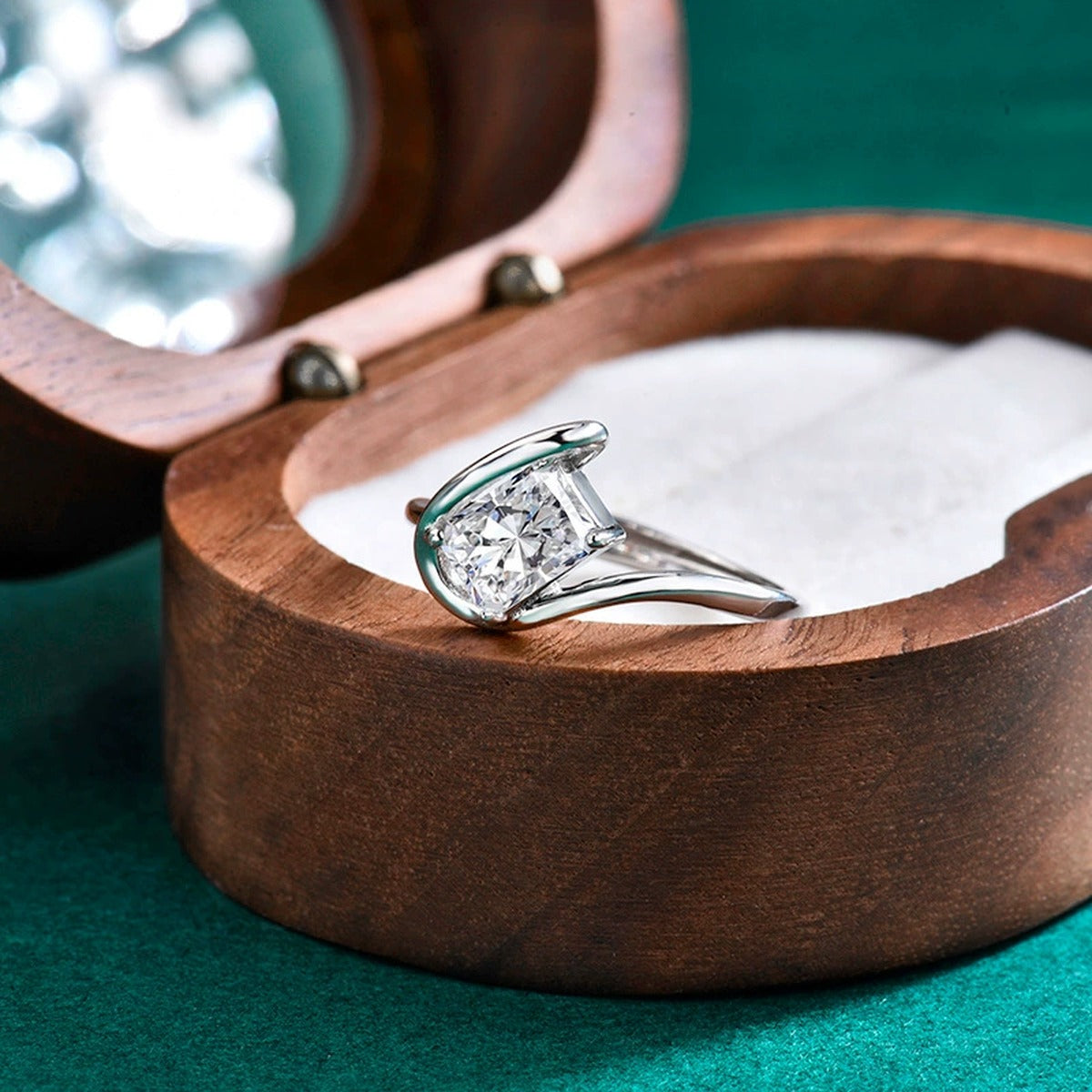 Radiant Cut Moissanite Adjustable Solitaire Ring detailed product photo showing ring shape and stone setting