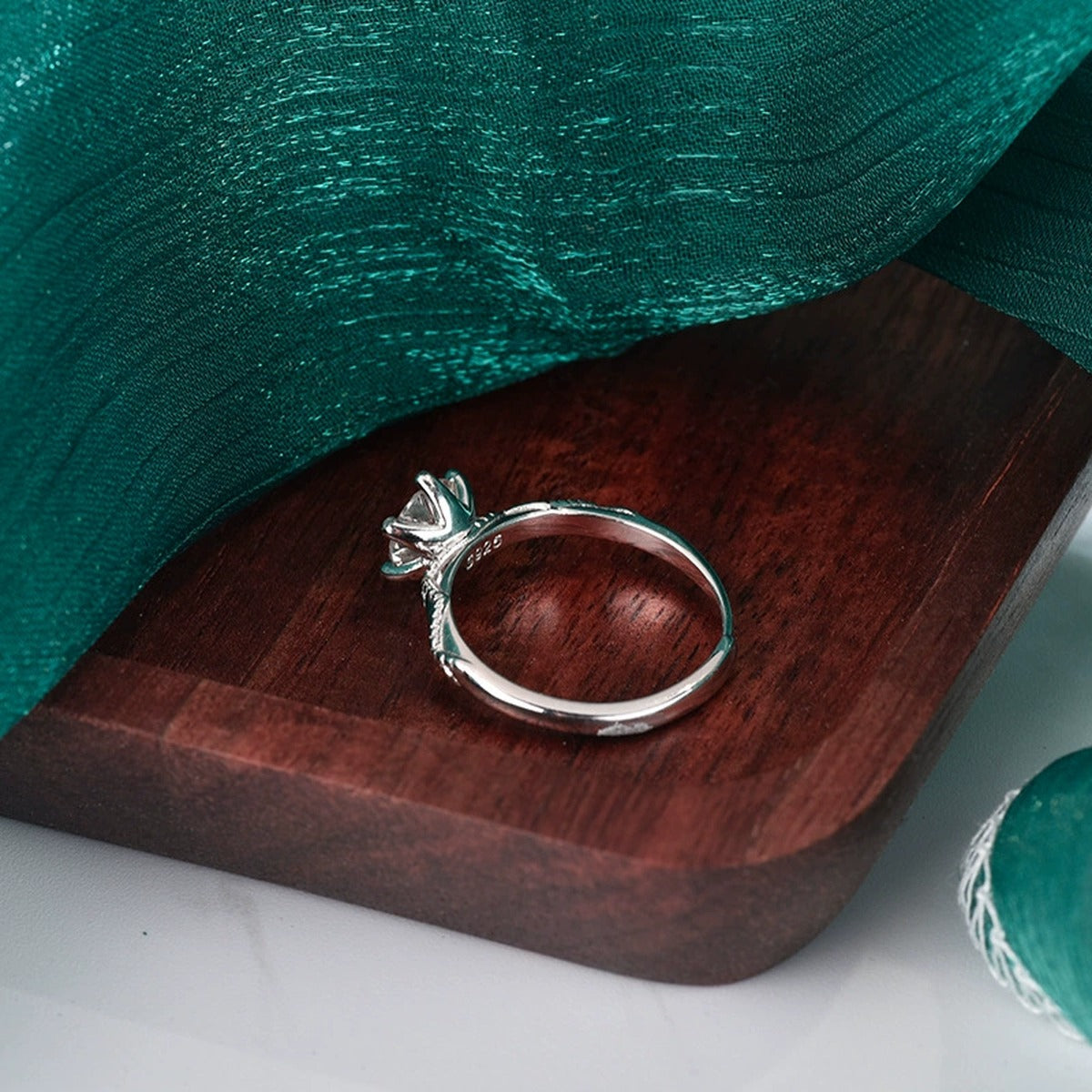 Six-Prong Round Moissanite Adjustable Engagement Ring detailed product photo showing ring shape and stone setting