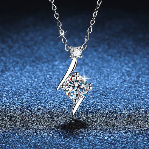 curved round moissanite pendant necklace detail view