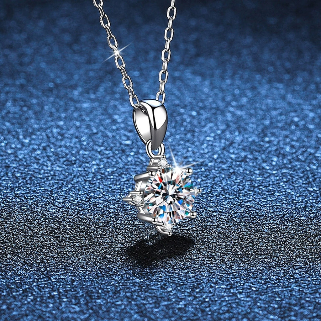 floral star moissanite pendant necklace detail view
