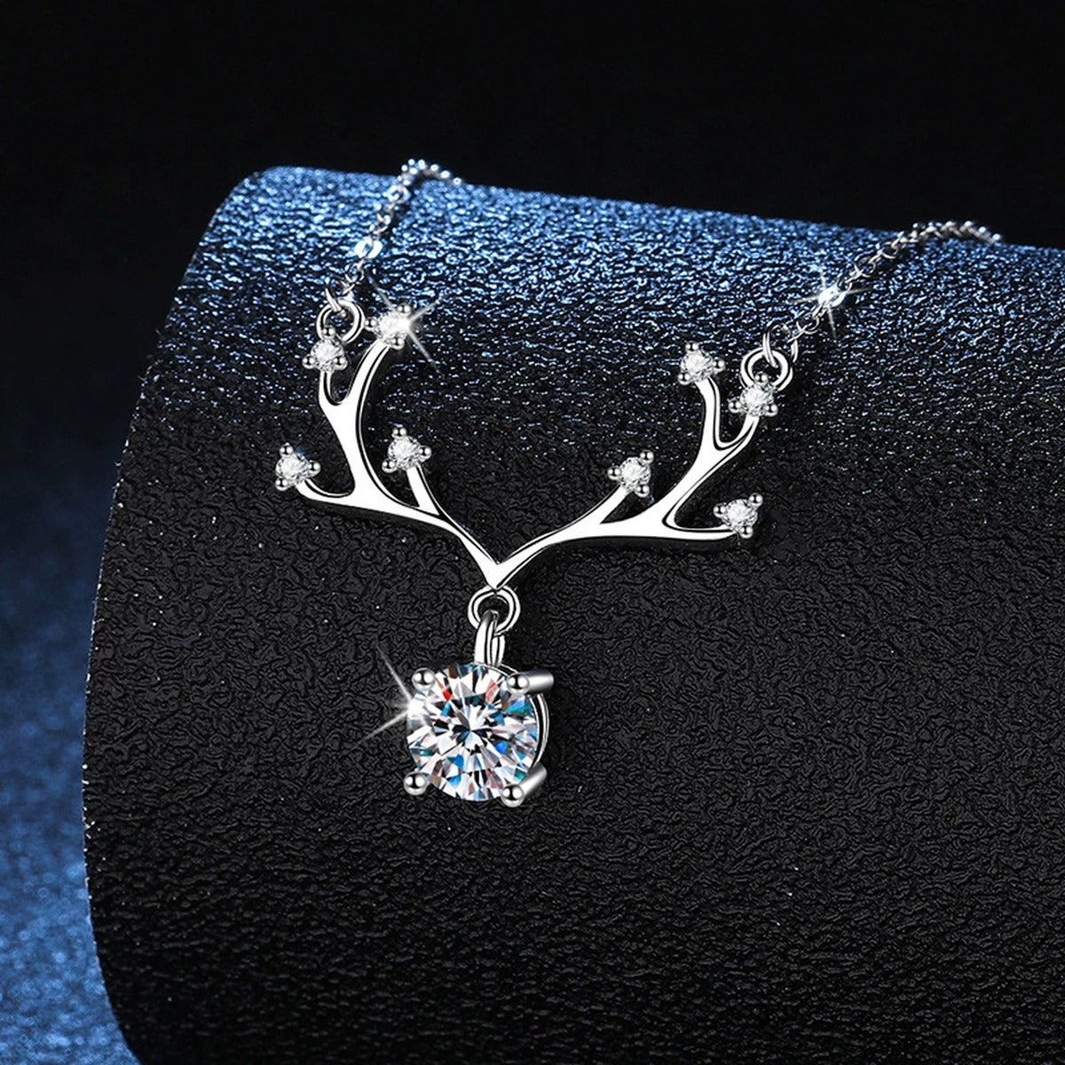 branch round moissanite pendant necklace detail view