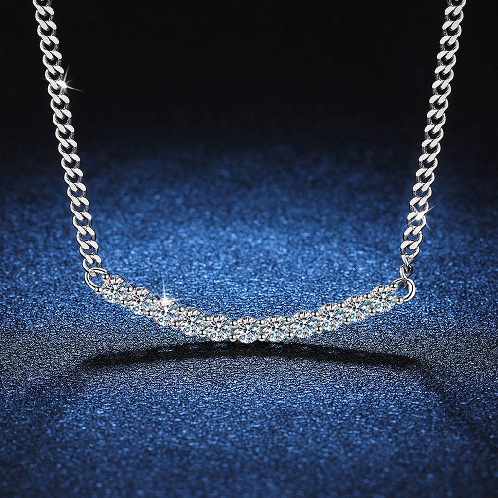 graduated moissanite collar necklace in platinum-plated S925 sterling silver product detail view