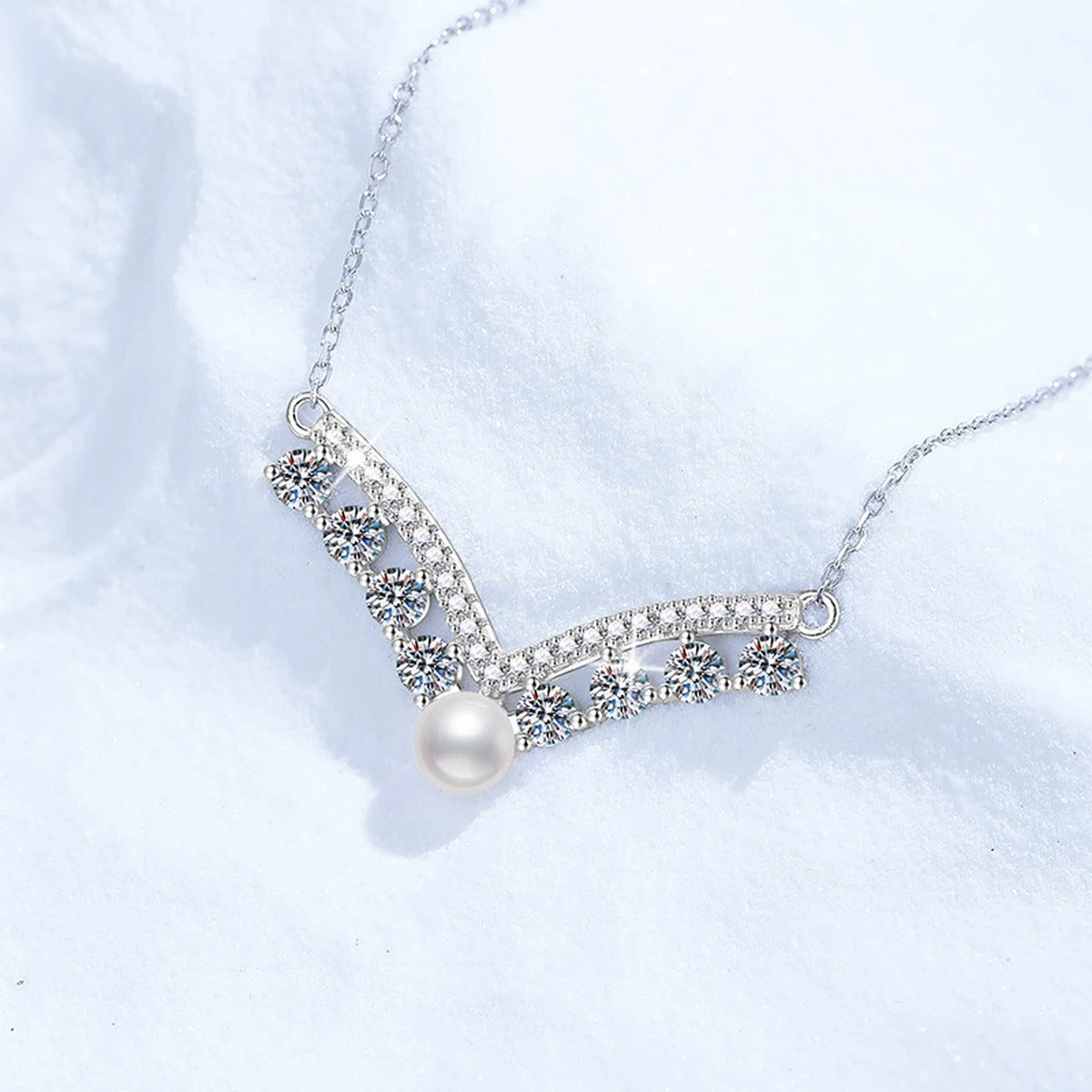 Moissanite Pearl Pendant Necklace with Cubic Zirconia in White Gold-Plated S925 Sterling Silver close-up product detail view