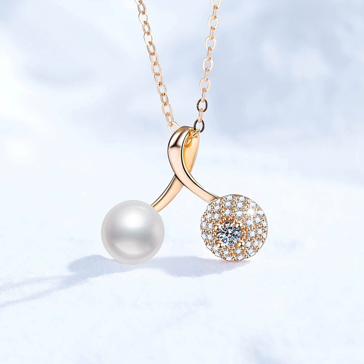 Moissanite Pearl Pendant Necklace with Cubic Zirconia in Gold-Plated S925 Sterling Silver close-up product detail view