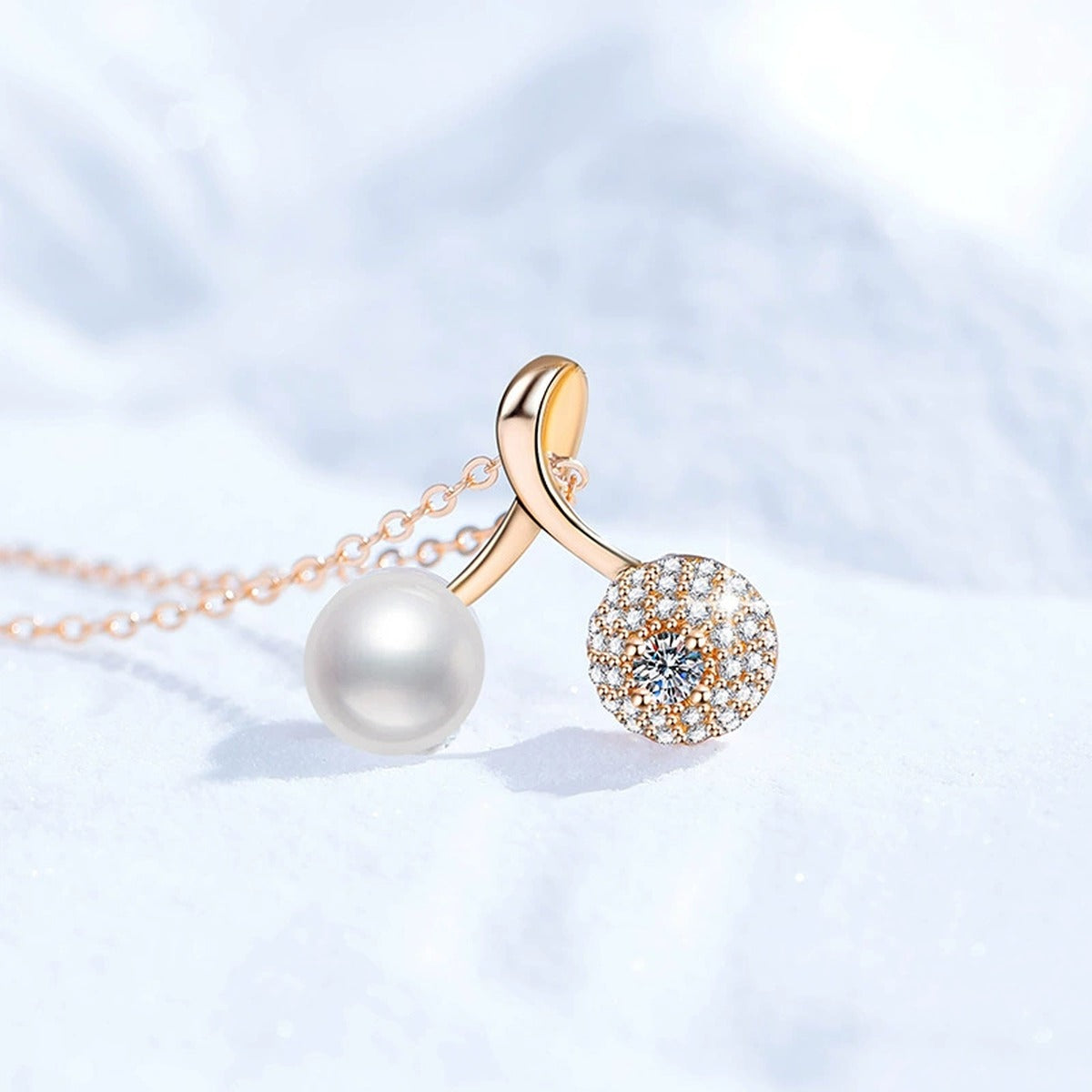 Moissanite Pearl Pendant Necklace with Cubic Zirconia in Gold-Plated S925 Sterling Silver close-up product detail view