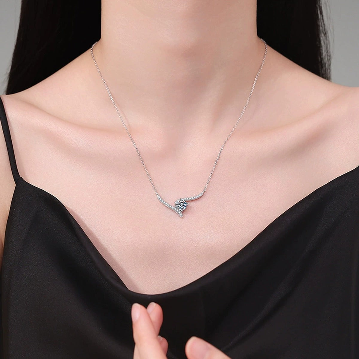 V-Shaped Moissanite Collar Necklace in Platinum-Plated S925 Sterling Silver worn on neckline by model