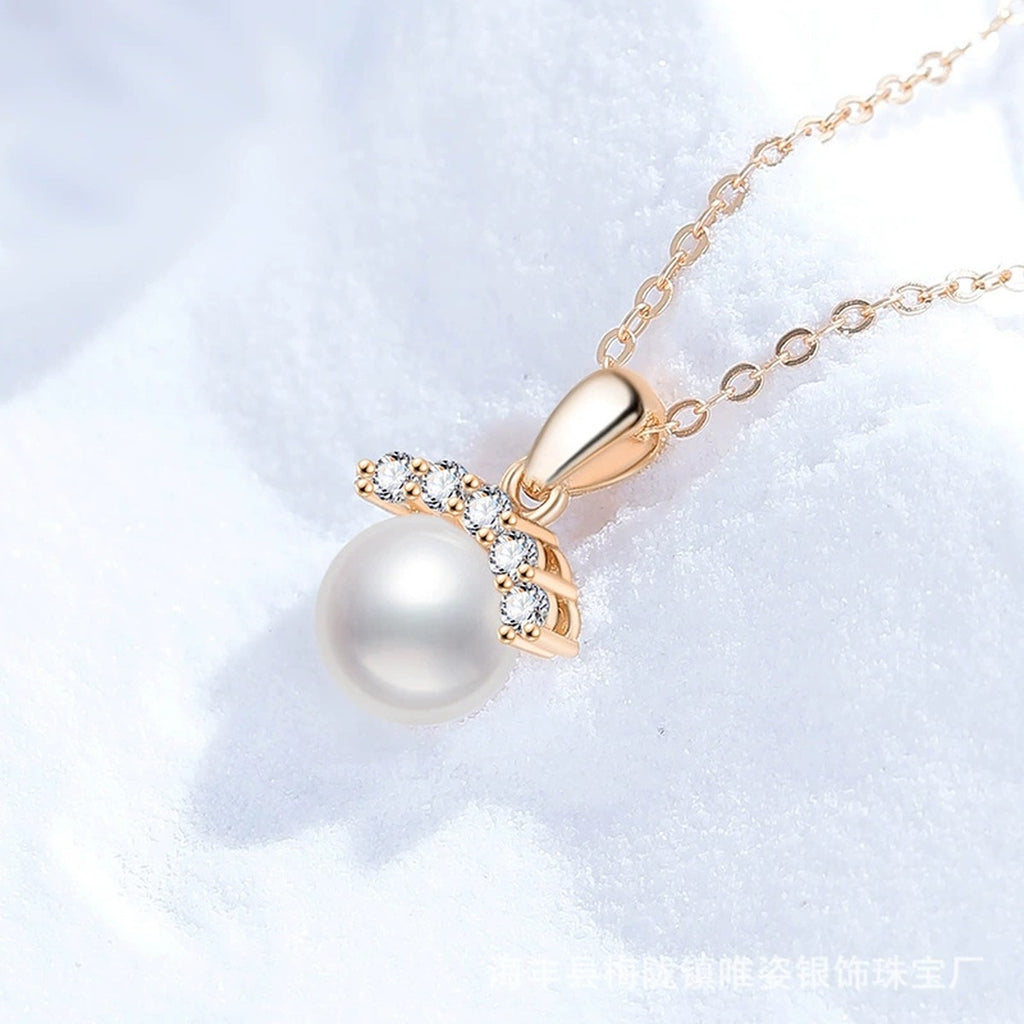 Pearl Moissanite Pendant Necklace in Champagne Gold-Plated S925 Sterling Silver close-up product detail view