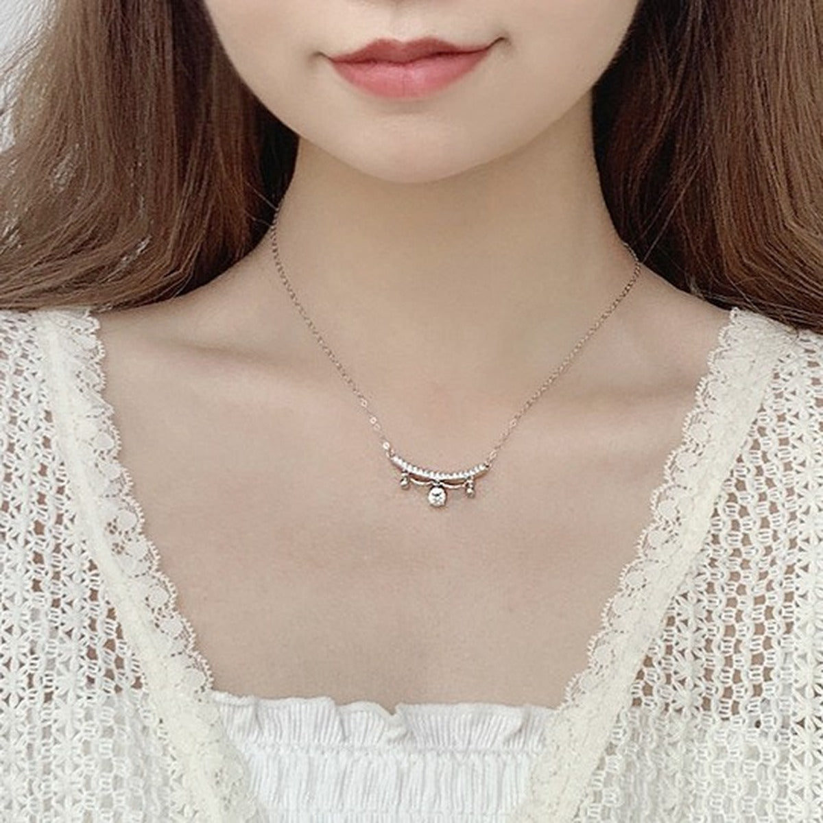 Lace Round Moissanite Necklace with CZ in White Gold-Plated S925 sterling silver neckline model view showing pendant scale and chain length