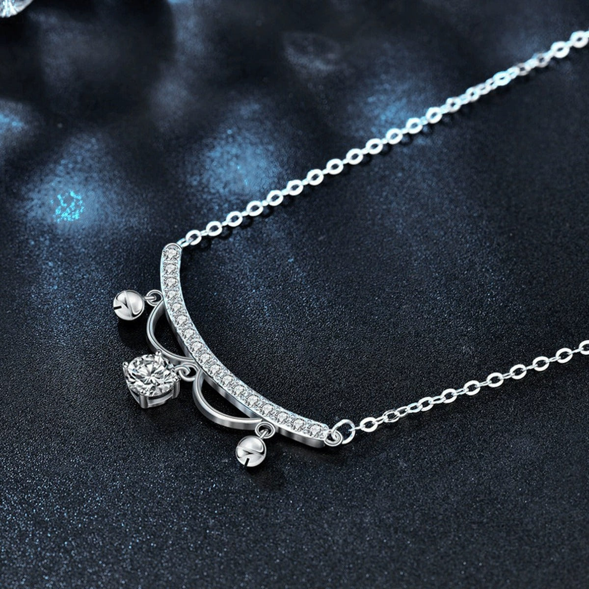 Lace Round Moissanite Necklace with CZ in White Gold-Plated S925 sterling silver close-up product scene showing pendant setting