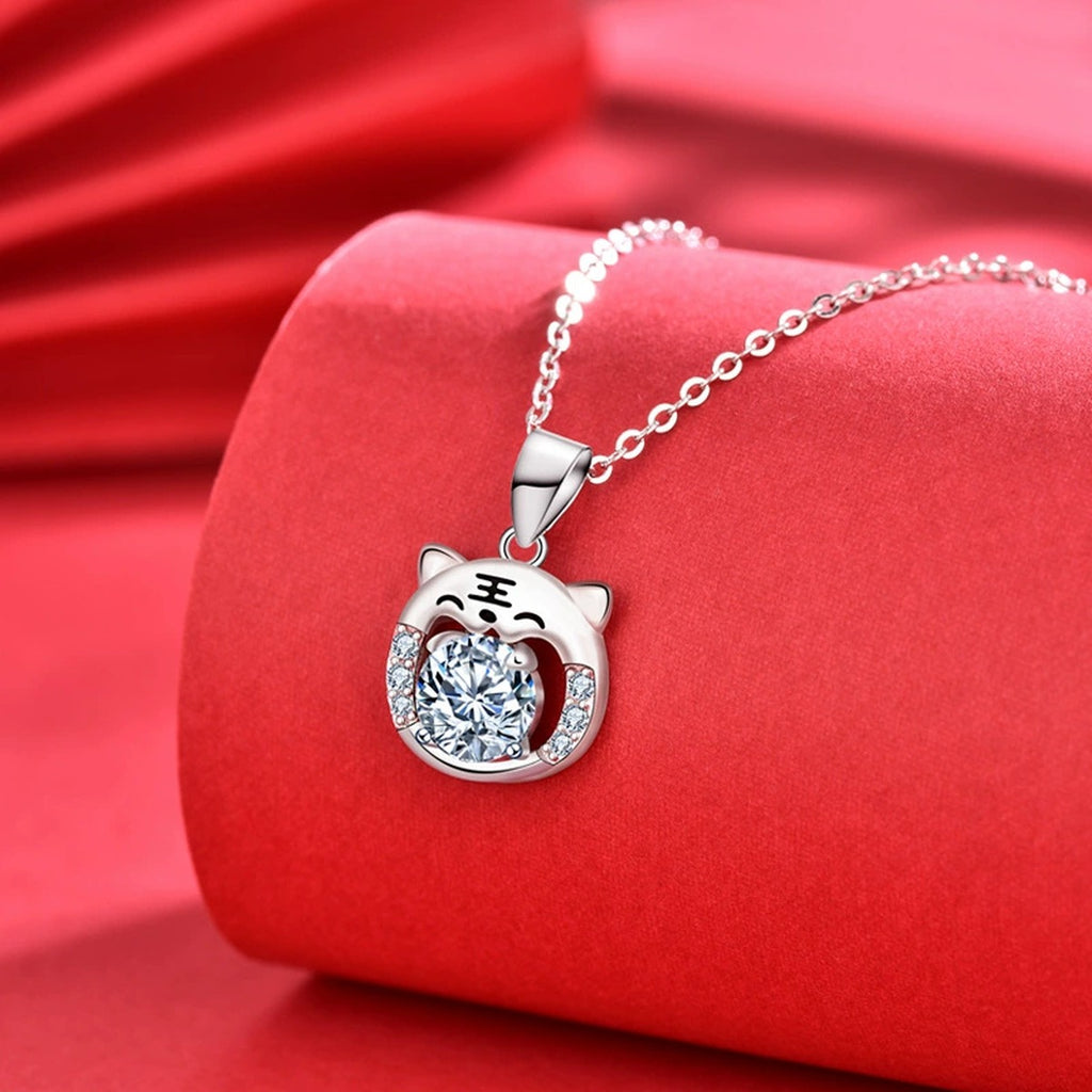 Tiger Round Moissanite Necklace with CZ in White Gold-Plated S925 sterling silver close-up product scene showing pendant setting