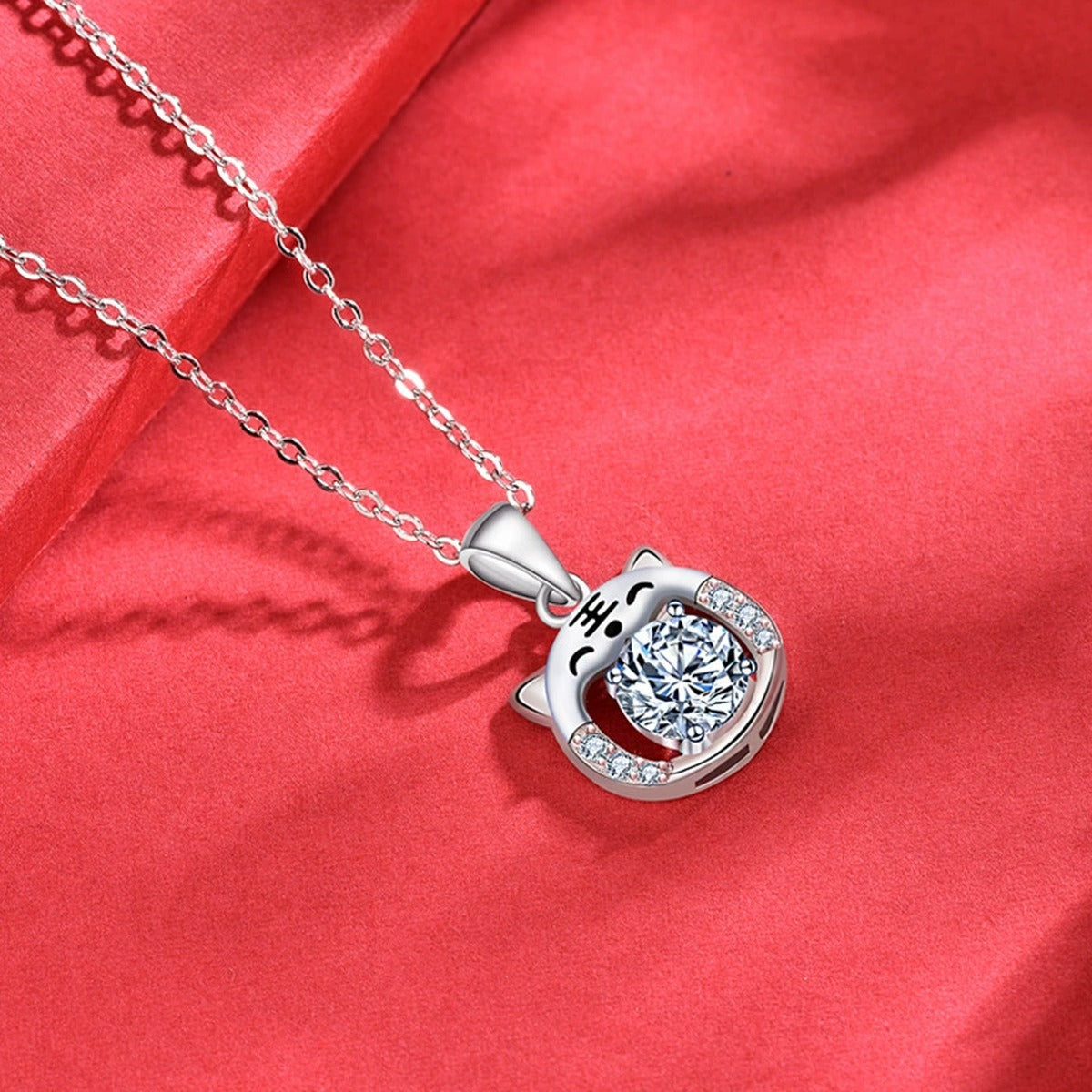 Tiger Round Moissanite Necklace with CZ in White Gold-Plated S925 sterling silver blue display scene showing chain and stone layout