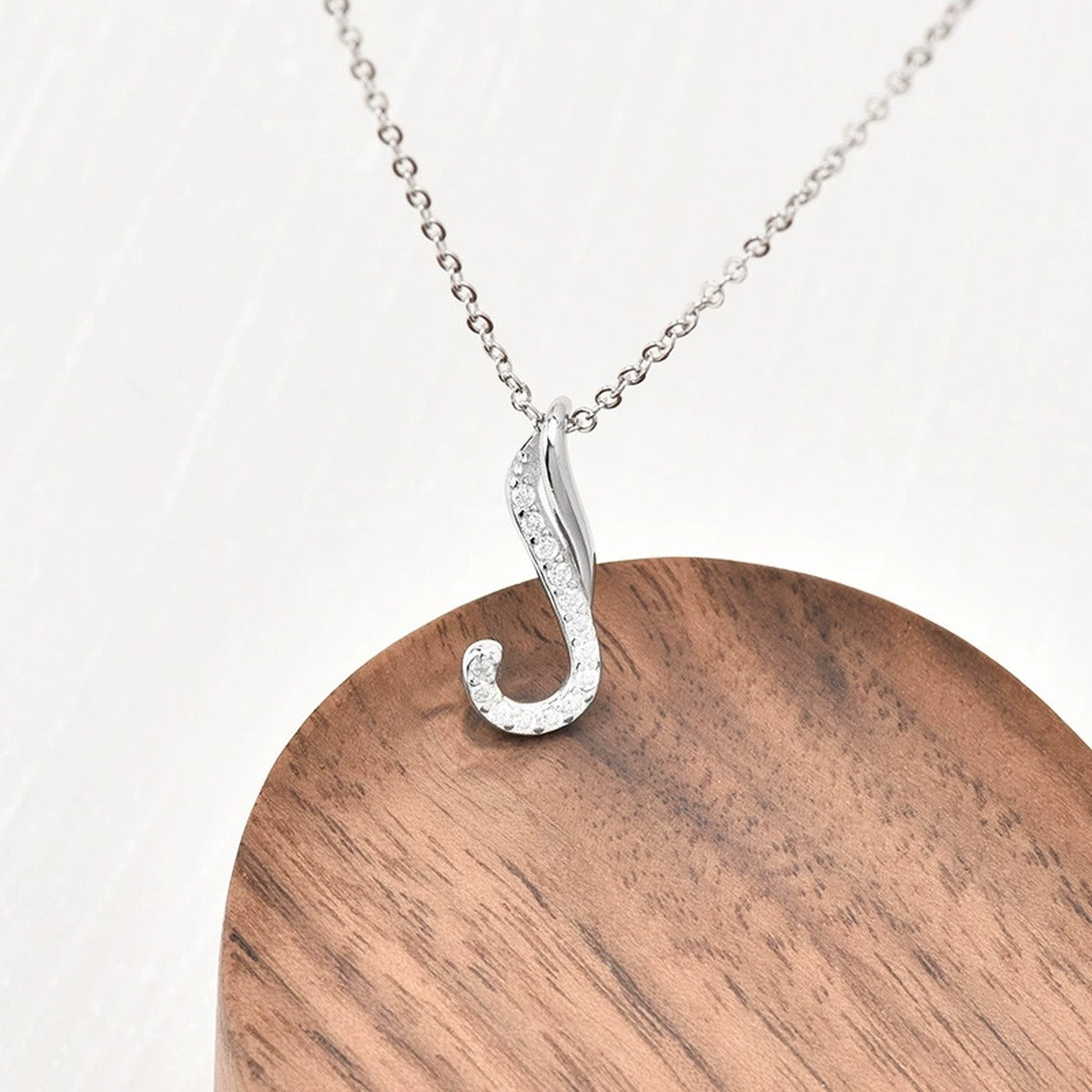 Snake Pave Moissanite Necklace in White Gold-Plated S925 sterling silver display scene showing chain and stone layout