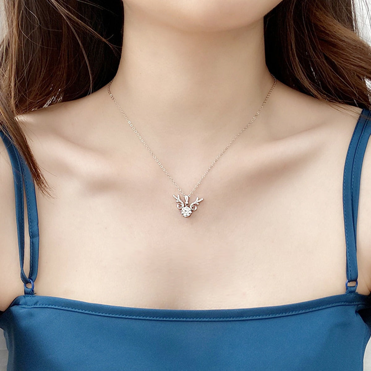 Antler Round Moissanite Necklace with CZ in White Gold-Plated S925 sterling silver neckline model view showing pendant scale and chain length