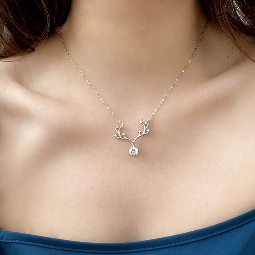 Antler Round Moissanite Necklace with CZ in White Gold-Plated S925 sterling silver neckline model view showing pendant scale and chain length
