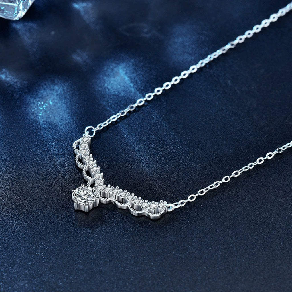 Antler Round Moissanite Necklace with CZ in White Gold-Plated S925 sterling silver neckline model view showing pendant scale and chain length