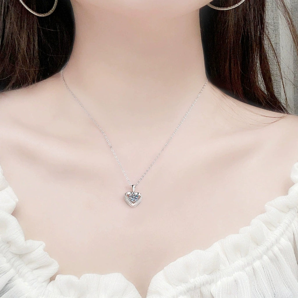 Ocean Heart Round Moissanite Necklace with CZ in White Gold-Plated S925 sterling silver neckline model view showing pendant scale and chain length