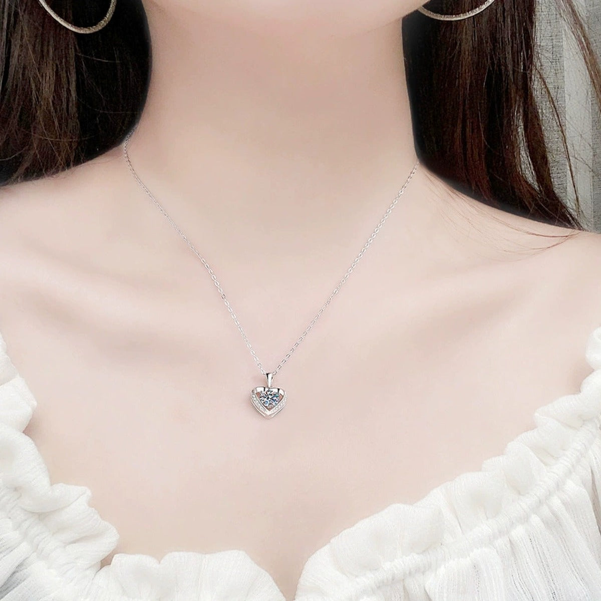 Ocean Heart Round Moissanite Necklace with CZ in White Gold-Plated S925 sterling silver neckline model view showing pendant scale and chain length