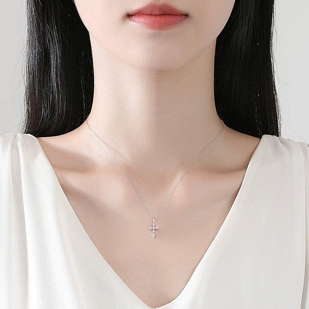 Cross Round Moissanite Necklace with CZ in White Gold-Plated S925 sterling silver neckline model view showing pendant scale and chain length